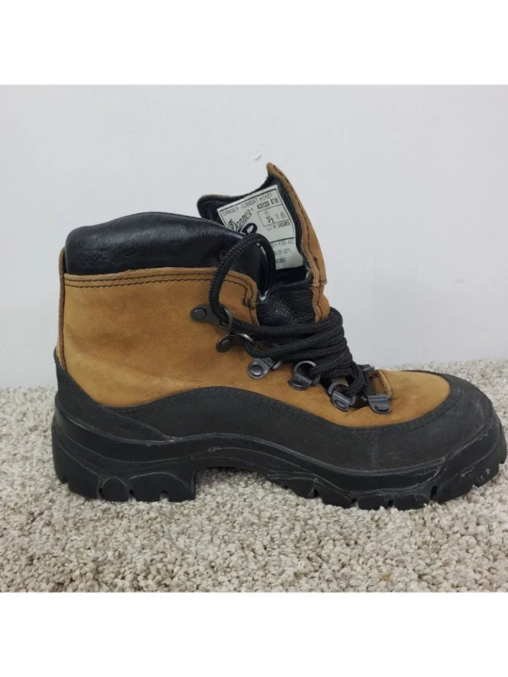 Danner good preowned